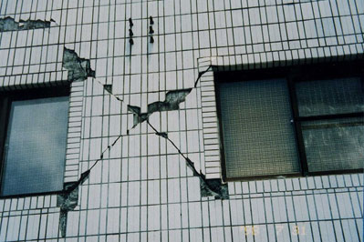 思恩为您讲解如何修补裂缝